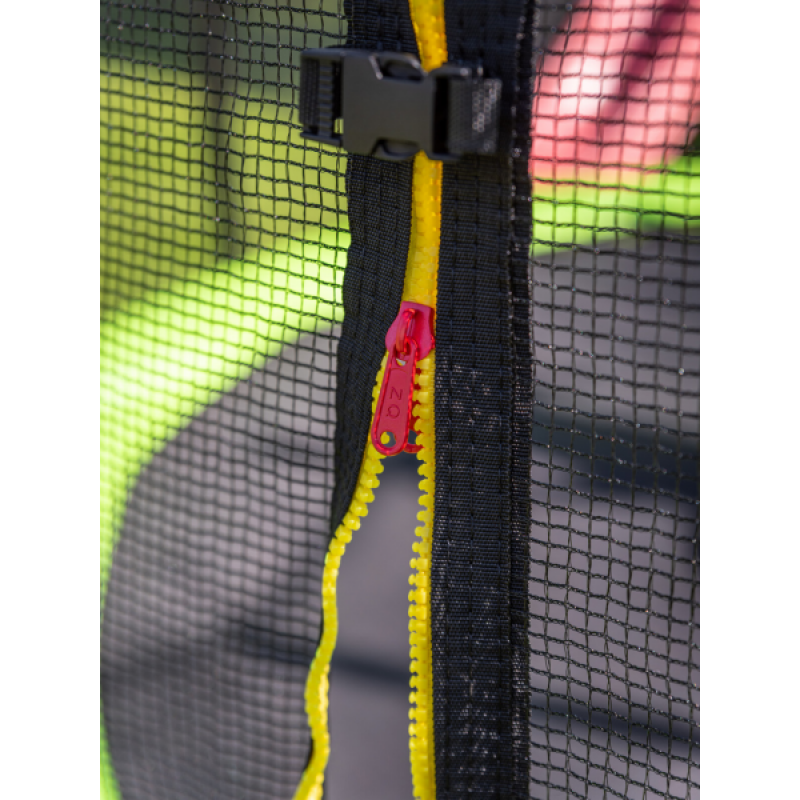 Батут SKYJUMP PRO (УСИЛЕННЫЙ) (8FT) с защитной сеткой и лестницей. Диаметр - 252 см. Нагрузка - 150 кг.