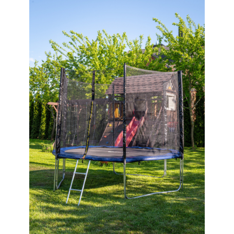 Батут Funfit PRO (10FT) (УСИЛЕННЫЙ) с защитной сеткой и лестницей. Диаметр - 312 см. Нагрузка - 180 кг.