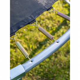 Батут SKYJUMP PRO (УСИЛЕННЫЙ) (8FT) с защитной сеткой и лестницей. Диаметр - 252 см. Нагрузка - 150 кг.