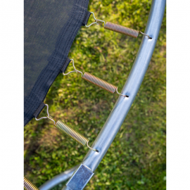 Батут Funfit PRO (12FT) (УСИЛЕННЫЙ) с защитной сеткой и лестницей. Диаметр - 374 см. Нагрузка - 180 кг.